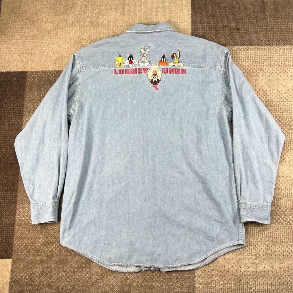 Vintage Warner Bros Studio Store Looney Tunes Mens Large Light Wash Denim Shirt
